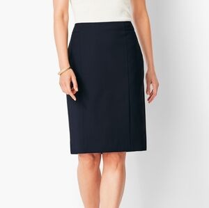 Talbots Elegant black Pencil Skirt Like New